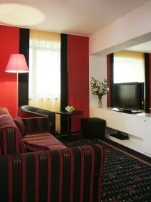 Vienna House Easy by Wyndham Bucharest Airport - Room