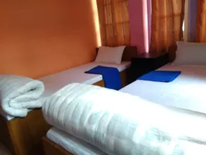 Big Bell Guest House - Room