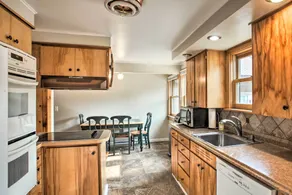 Diamond Lake Home w/ Dock Close to 2 Ski Resorts! - Interiör