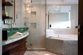 Jumeirah Living World Trade Centre Dubai - Salle de bain
