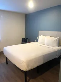 Extended Stay America Select Suites - Panama City - Callaway - Room