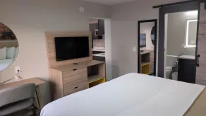 Days Inn by Wyndham Champaign/Urbana - Chambre