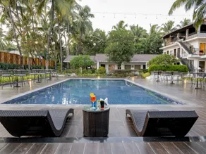 Silver Oak Tropical Resort By Bay Hotels - Pool