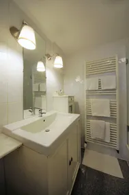 Liebezeit - ehemals Hotel Dillenburg - Badeværelse