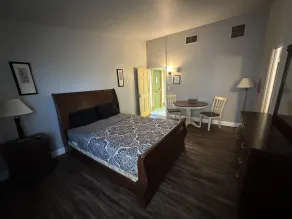 Budget Inn - Chambre