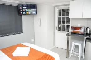 Cape Town Micro Apartments - Zimmer