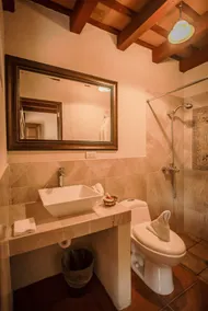 Hotel Mansion Del Rey - Bathroom