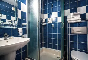 Hotel Eden - Bathroom
