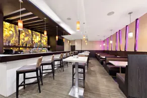 Best Western Plus Toronto North York Hotel & Suites - Restaurant