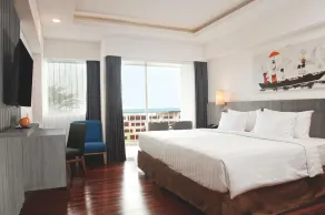Comfort Room Batu Bolong Beach old Mans Canggu - Room