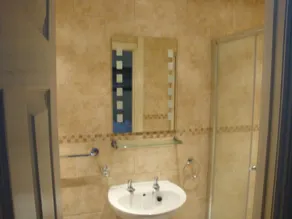 Spencer Court - Bathroom
