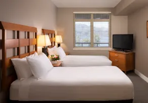 The Cove Lakeside Resort - Room