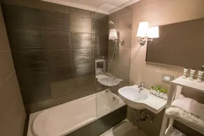 Four Seasons Halat - Bathroom