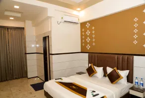 Majestic Inn - Chambre