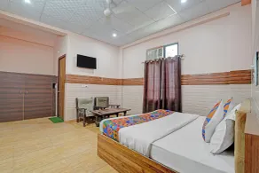 Via Balram - Metro Station Sector 34 Noida - Værelse