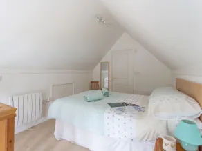 Little England Cottage - Room