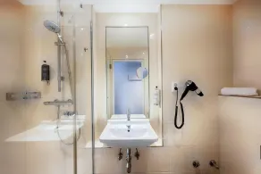 Premier Inn Stuttgart Bad Cannstatt - Salle de bain