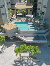 San Marino Suite Hotel - Pool