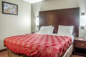 Rose City Inn & Suites - Chambre