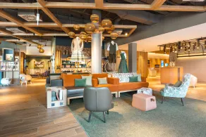 aja Garmisch-Partenkirchen - Reception
