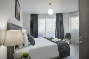 Blazer Residence - Habitación