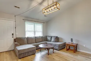 12 Mi to St Louis: Pet-Friendly Metro East Home - Interior