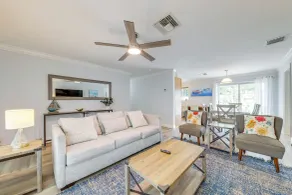 Great for Snowbirds! Pompano Beach Home w/ Patio - Interiør