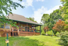 Wraparound Porch w/ Views: Blue Ridge Mtn Gem! - Interiør
