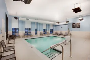 Homewood Suites by Hilton Louisville Downtown, KY - Piscine