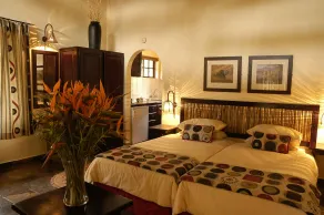Hippo Hollow Country Estate - Room