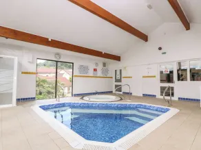 Trouts Reach - Pool