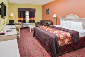 Americas Best Value Inn and Suites Houston FM 1960 - Chambre