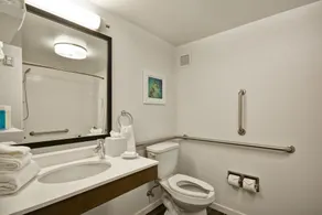 Hampton Inn & Suites Los Angeles Burbank Airport - Chambre