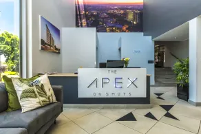 The Apex On Smuts - Reception
