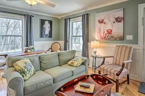 Sweet Vacation Cottage w/ Deck & Grill! - Interiör