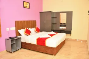 ARUVI RESORT - Chambre