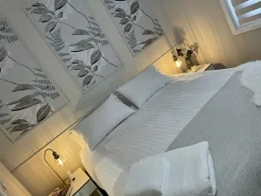 No 73 Aparthotel by condokeeper - Room