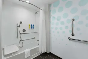 Tru By Hilton Savannah Midtown - Salle de bain