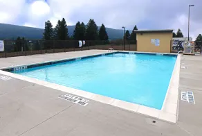Wyndham Garden State College - Pool