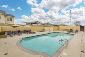 Best Western Plus Wasco Inn & Suites - Piscine