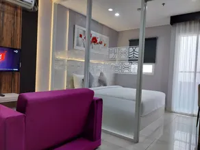 Daima Suites Margonda - Chambre