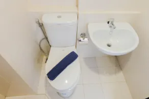 Twin Bed Studio Room at Annora Living Apartment - Bathroom