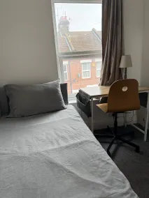 Luton Homestay near AIRPORT - Utsikt fra rommet