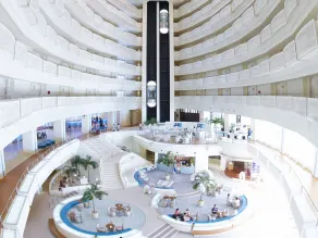 ANA InterContinental Manza Beach Resort by IHG - Lounge