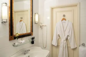 Grand Palace Hotel - Small Luxury Hotels of the World - Habitación