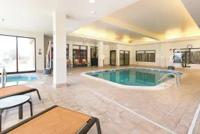 Courtyard Kansas City East/Blue Springs - Piscine
