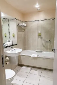 Hotel Doolin - Bathroom