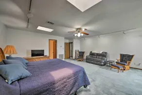 NY! Lakefront Livingston Home w / Dock nära lanseringen! - Interiör