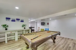 Massanutten Mountain Retreat with Hot Tub, Sauna, Game Room & EV Plug - Innvendig