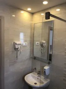 Almare apartments  Budva - Badeværelse